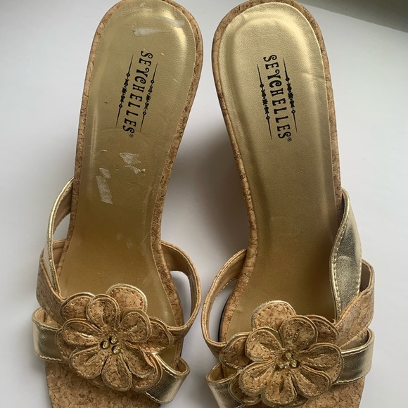 Seychelles Sandals with flower detail - Picture 5 of 5